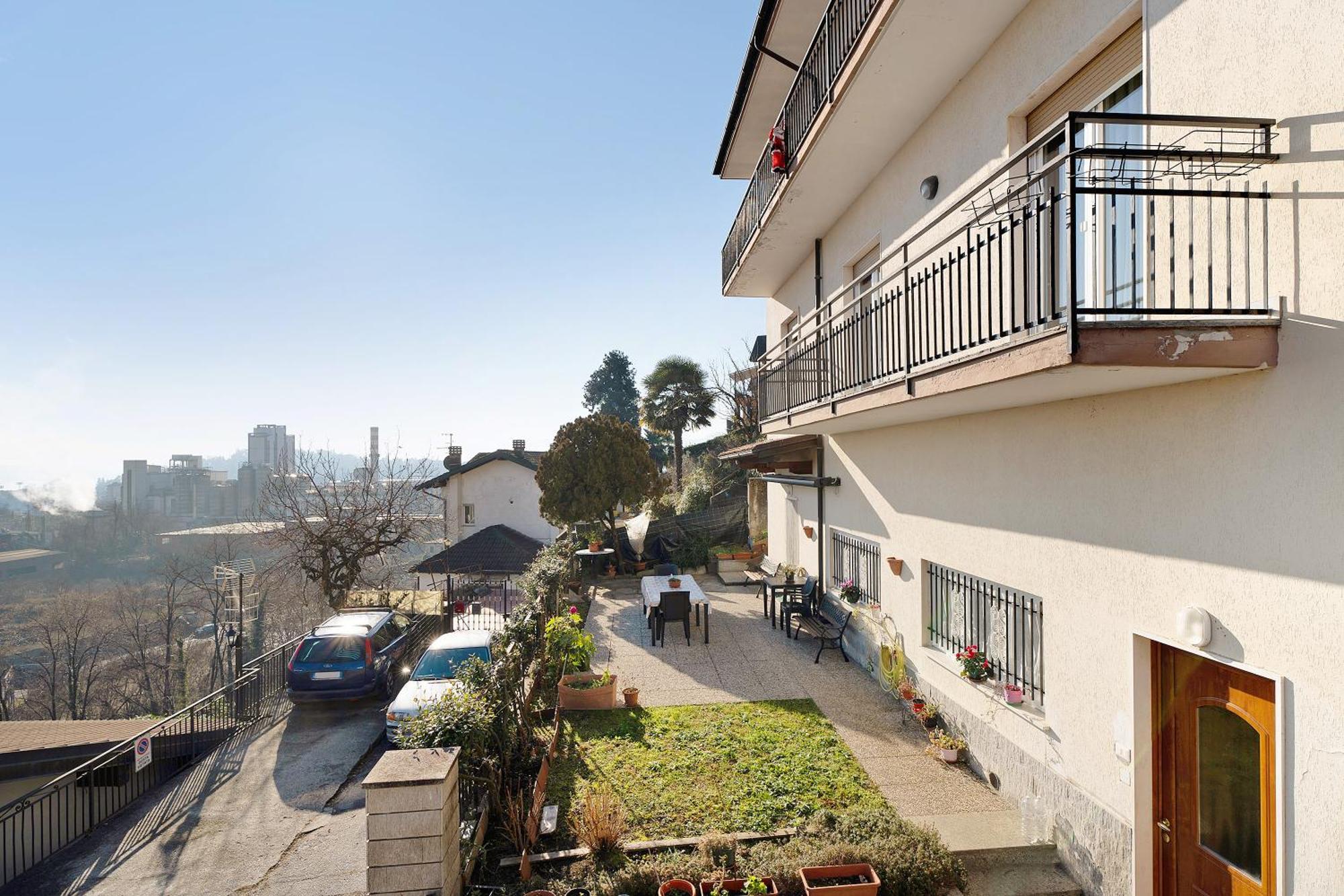 Casa Bella Apartman Intra Kültér fotó